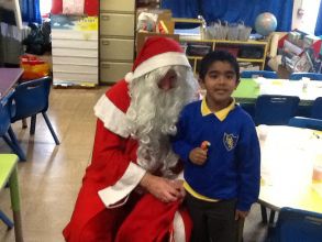 Santa visits P2